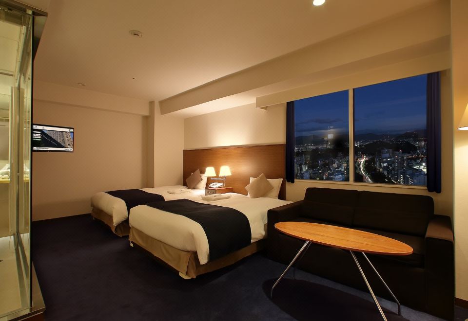 Oriental Hotel Hiroshima street view