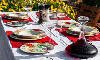 Comfort Stay Airport Studios - Free Shuttle from the Athens Airport