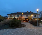 Hotell Iföhus Hotels near 24kvadrat Present & Hantverk