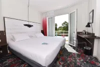 Kyriad la Rochelle Centre Ville Hotels in Périgny