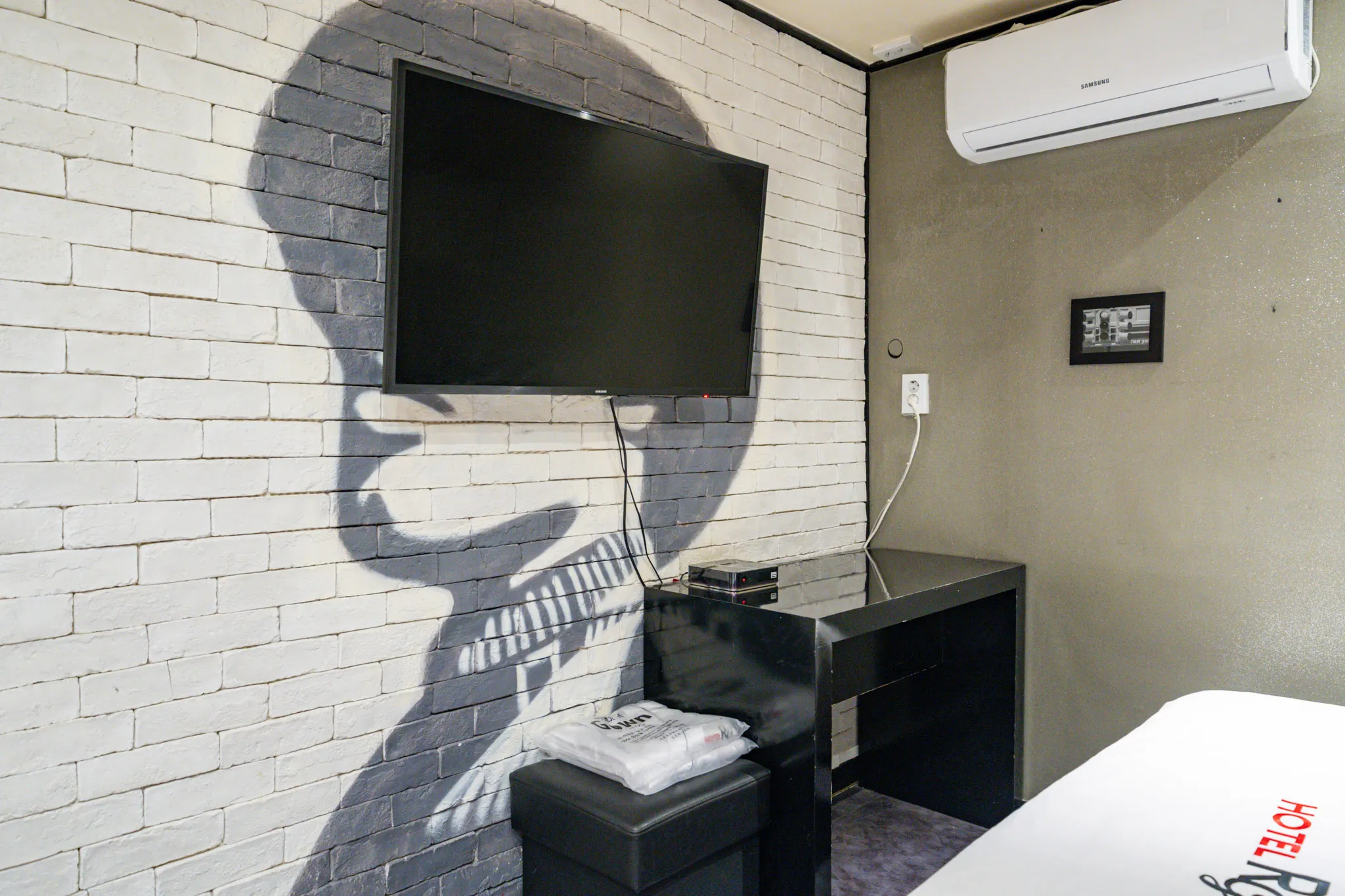 Gunsan RG Номера Photos