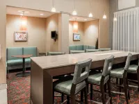 價值套房長住飯店 - 聖路易斯 Maryland Heights Township住宿飯店