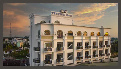 Khach San Yen Chau Hotels near Chau Phu Temple
