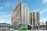 Peppers Docklands Melbourne Hotels near Array by Mirvac