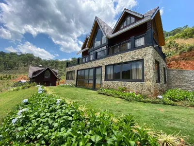Lat Valley Lac Duong Hotels near Golden Valley
