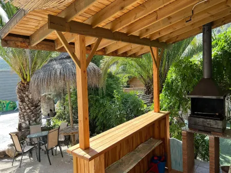 La Cascada Отели рядом с достопримечательностью «Angel Cave»