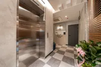 Brown-Dot Hotel