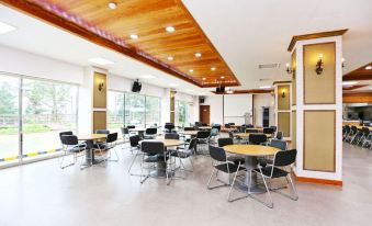 Geojedo Cypress Forest Pension