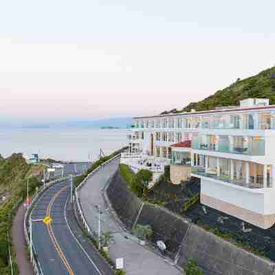 葉山ホテル音羽ノ森 Hotel Exterior