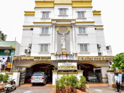 Hotel Sri Sabthagiri