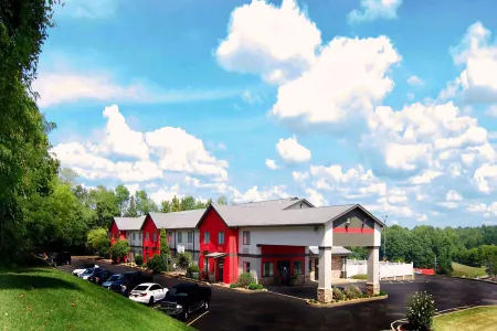 Ramada by Wyndham Tell City