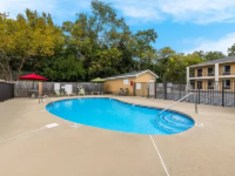 Econo Lodge Cheraw Market Street Hotels in Cheraw