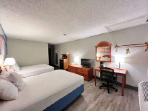 Antelope Inn & Suites Hotels in Clearfield