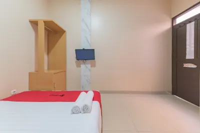Shofy Guest House Syariah 33 Subang Hotel dekat Taman Anggur Kukulu O&i Farm Subang