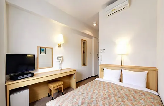 AZ酒店山口下關店