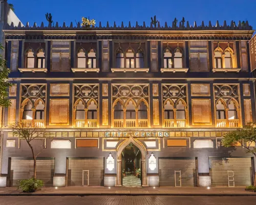 City Centro by Marriott Ciudad de México トーレ・ラティノ周辺のホテル