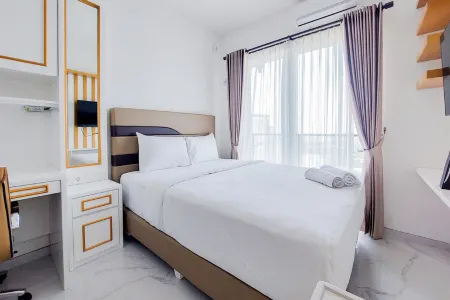 Relaxing Studio at Sky House BSD Apartment by Travelio