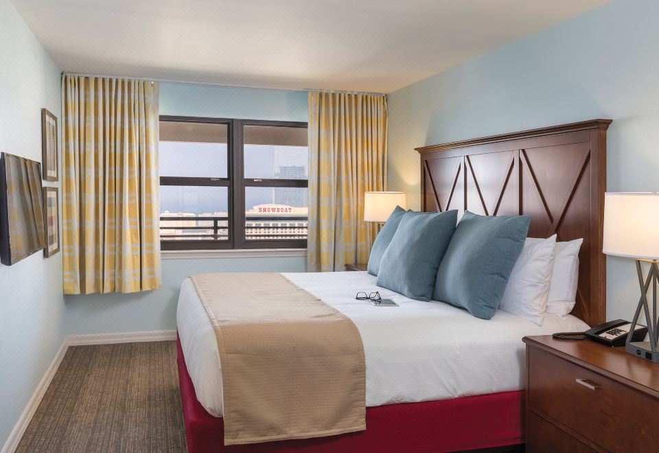 Wyndham Skyline TowerOver view