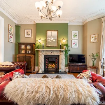 The Regency Studio|82Cathedral