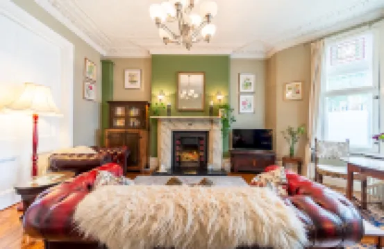 The Regency Studio|82Cathedral