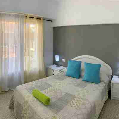 Perfect Space to Relax 3 Bedroom Apartment with Balcony Esp2EV Rooms