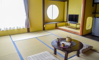 Guest House Akahige Marugame