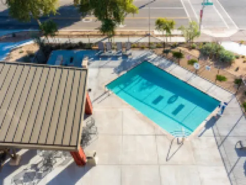 Sonesta Simply Suites Avondale Hotels in Avondale