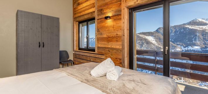 Penthouse Croix de Coeur Hotels in Riddes