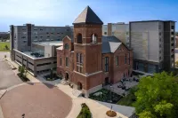 Hampton Inn by Hilton Indianapolis Downtown Iupui Hotel a 