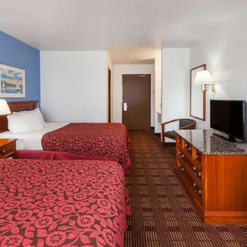 Days Inn by Wyndham Holland