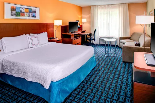 Fairfield Inn & Suites Atlanta Alpharetta Hotels in Alpharetta