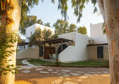 Far Out Village Hotel Hotel a 