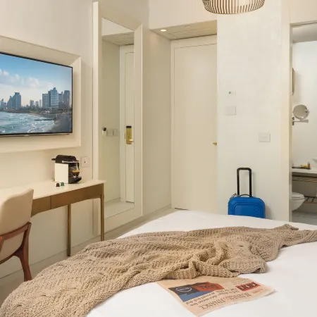 Hotel Rothschild 22 Отели рядом с достопримечательностью «Центральный автобусный вокзал»
