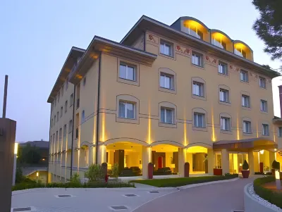 Virginia Palace Hotel Hotel dekat Chiesa di S. Carlo e dell'Immacolata