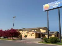 Super 8 by Wyndham Hutchinson Hotels in Reno County