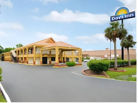 Days Inn by Wyndham Monroe La