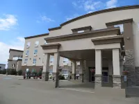 Service Plus Inns & Suites Drayton Valley - Lemmikkieläimet sallittu