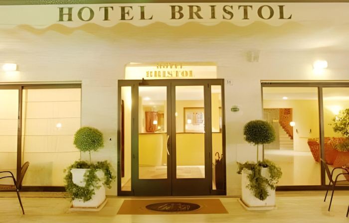 Hotel Bristol