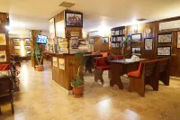 Petra Nights Hotel Отели в г. Вади Муса