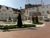 Turnberry Apartments Hotels in Maybole