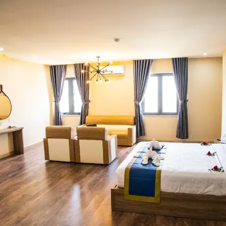 La Mia Lakeview Hotel