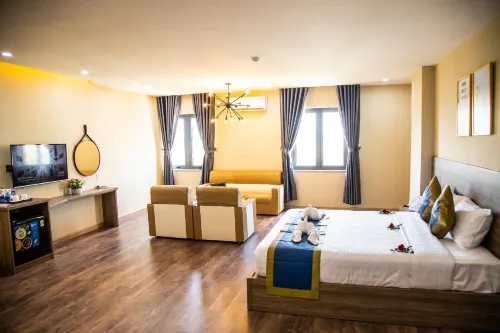 La Mia Lakeview Hotel - 2-Star