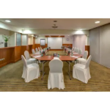 J5 Hotels – Port Saeed