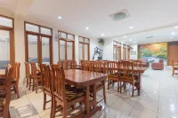 Urbanview Hotel Sakura Bandung Hotels in Bandung Wetan