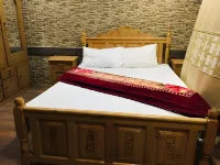 Hunza Horizon Inn فنادق في Garelt