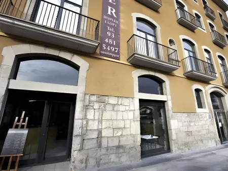 Urbi Apartments