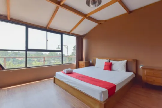 RedDoorz Resort Syariah Near d'Castello Ciater Subang