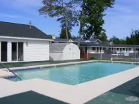 Mackinaw Budget Inn Hotels in Wawatam Township