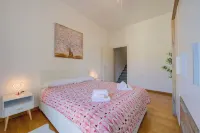 Residenza Castello - Happy Rentals Hotel in zona TOD'S&Hogan&Fay (Fox Town Factory Stores)