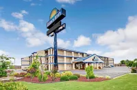Days Inn by Wyndham Oklahoma City/Moore Hotel di Moore
